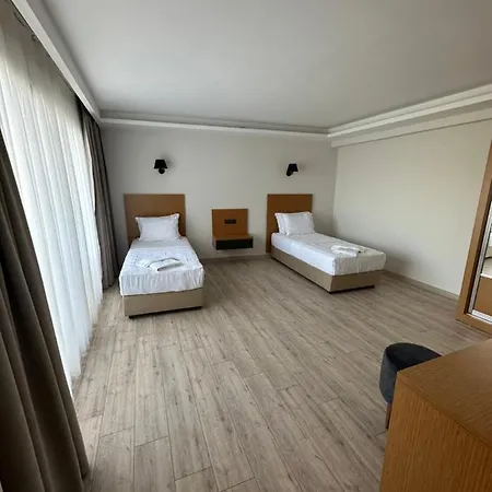 Nova Butik * Cesme